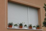 011-PVC-PROZOR-SA-ROLETOM